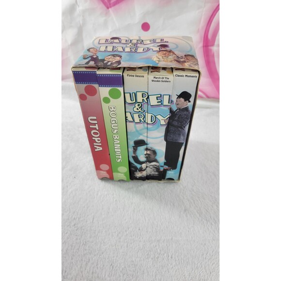 Laurel & Hardy Collector's Series 5-Pack VHS Box Set Goodtimes Home Video - Picture 2 of 9